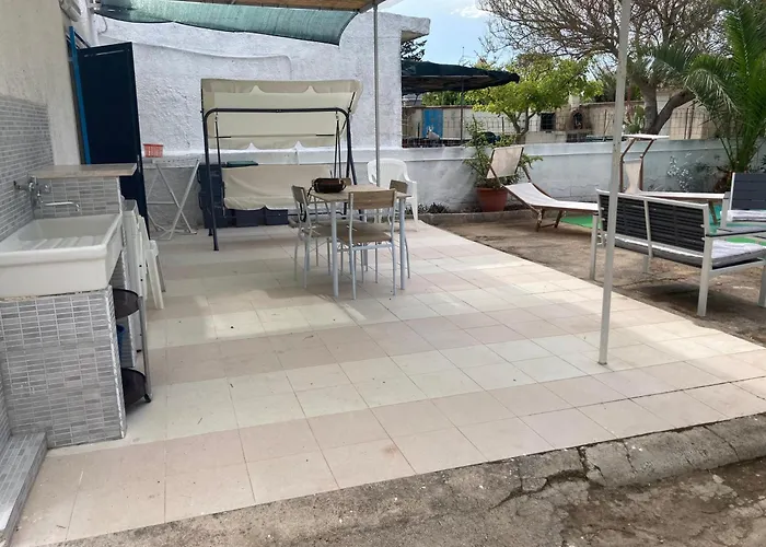 Casa Giuditta Con Piscina A 110 Mt Dalla Spiaggia Di Punta Prosciutto