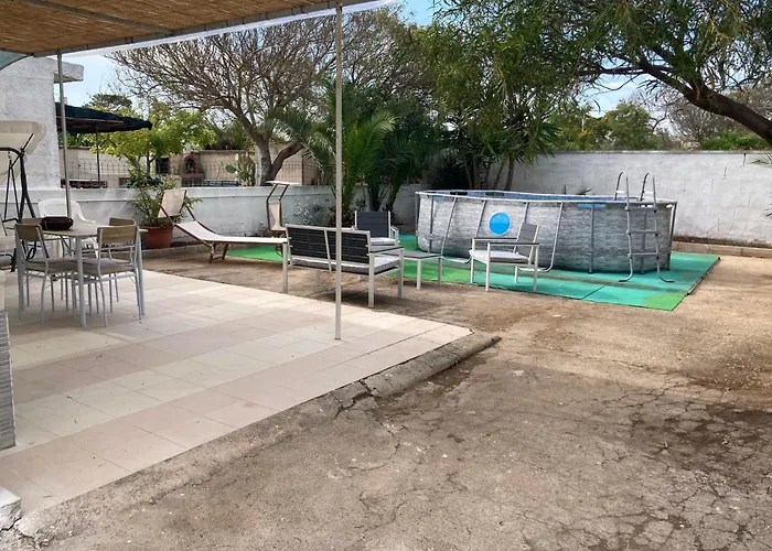 Casa Giuditta con piscina a 110 mt dalla spiaggia di Punta Prosciutto